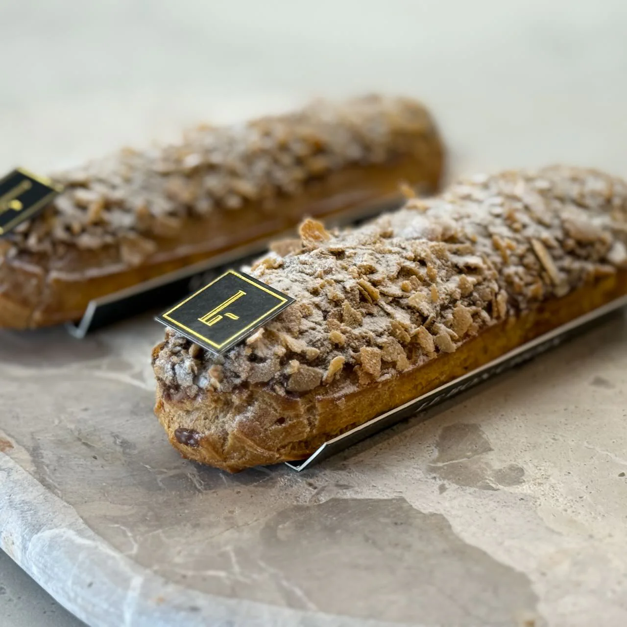 Hazelnut Éclair - Image 3