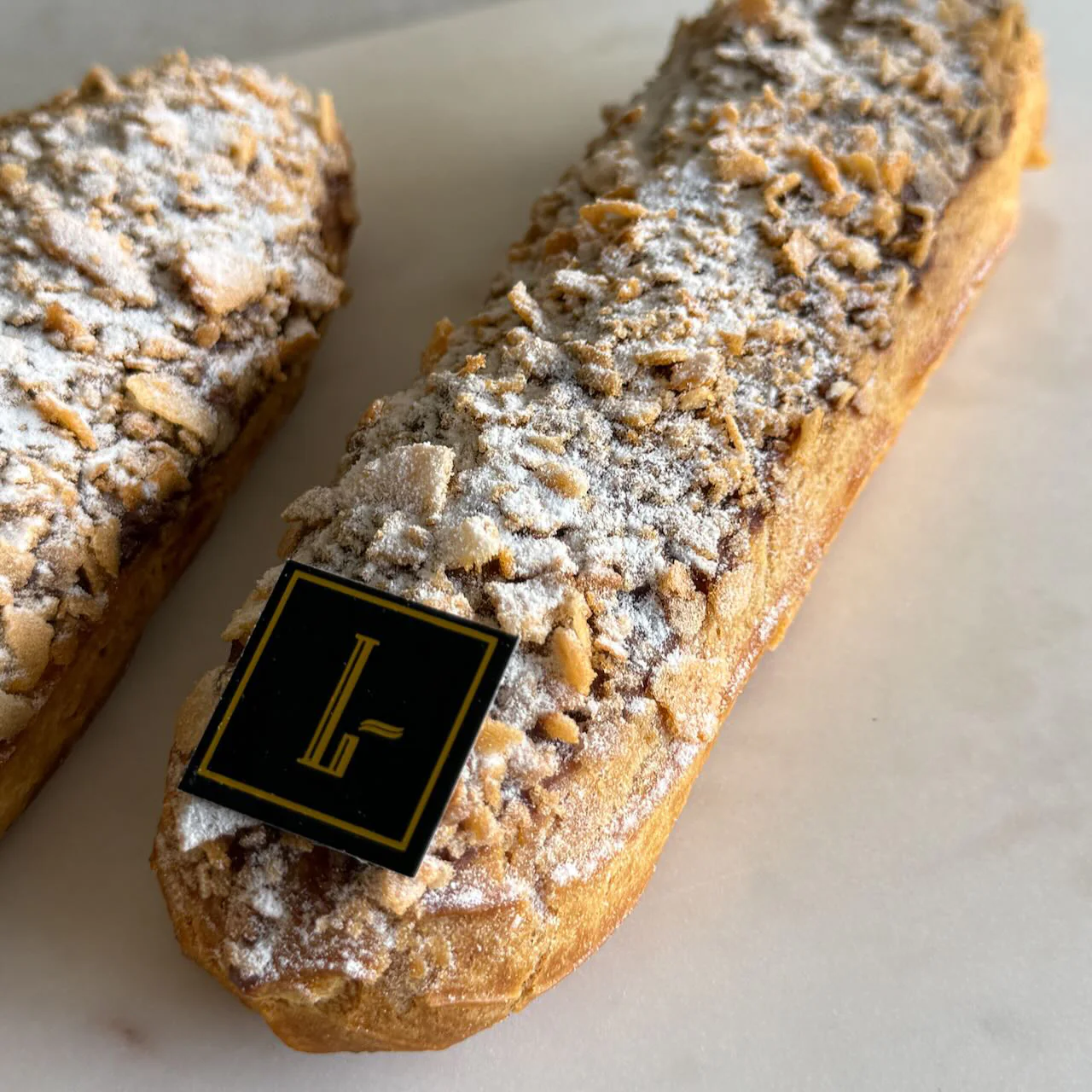Hazelnut Éclair - Image 5