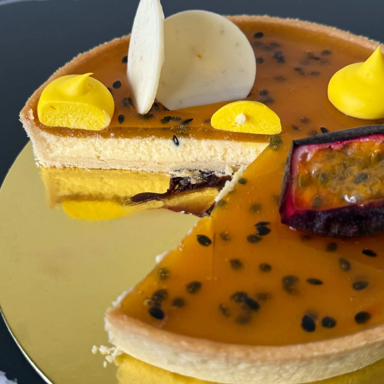 Passionfruit Cheesecake (18cm) - Image 3